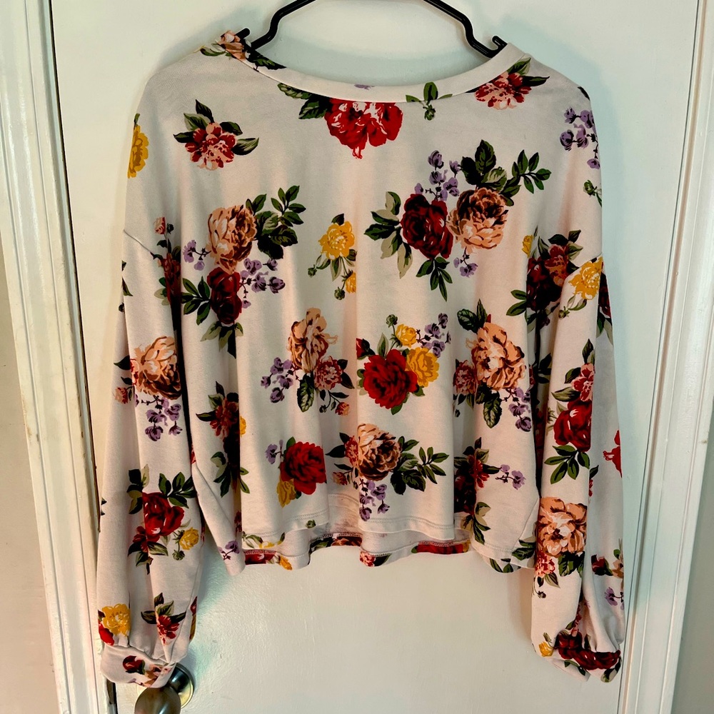 Candies size XL cropped long sleeve